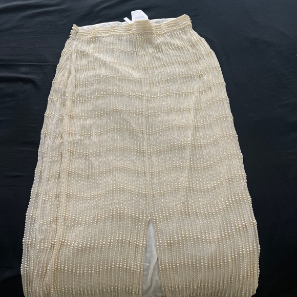 ASOS skirt and long sleeve crop top - Picture 2 of 6